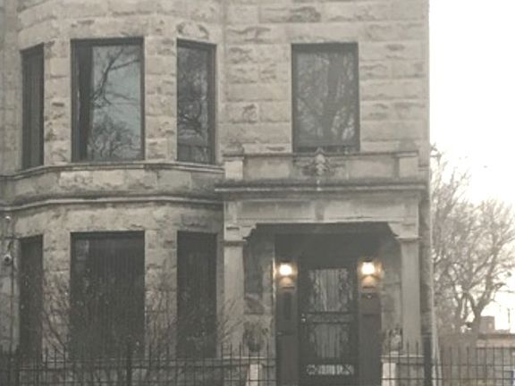2nd image of 5810 S King Dr #1