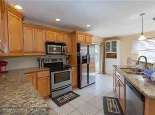 7830 NW 47th Ct, Lauderhill, FL 33351