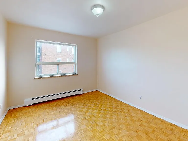506 Danforth Rd — Photo 12