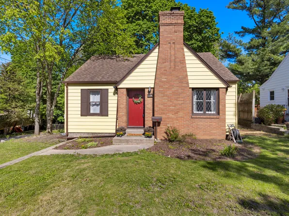 724 28th St, Rockford, IL 61108