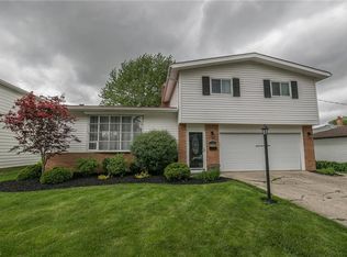 6754 Brandywine Rd, Parma Heights, OH 44130