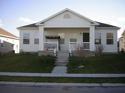 1892 east cedar street