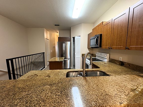5th image of 2148 Chianti Pl Unit 131