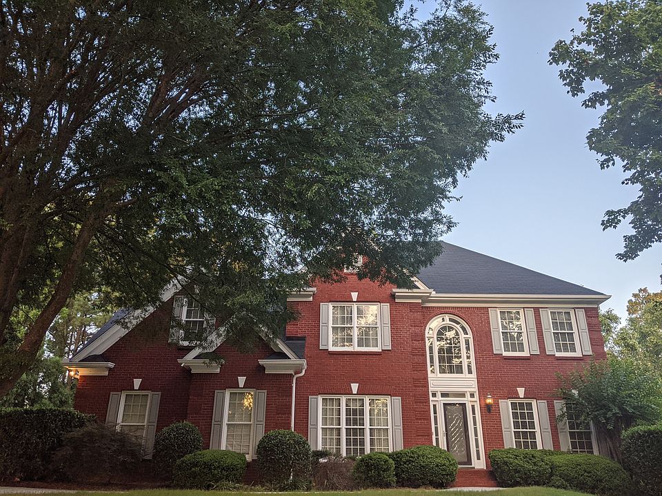 1st image of 880 Rose Brooke Dr