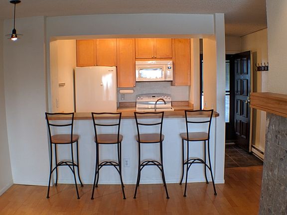 4th image of 2201 Romig Pl APT 408