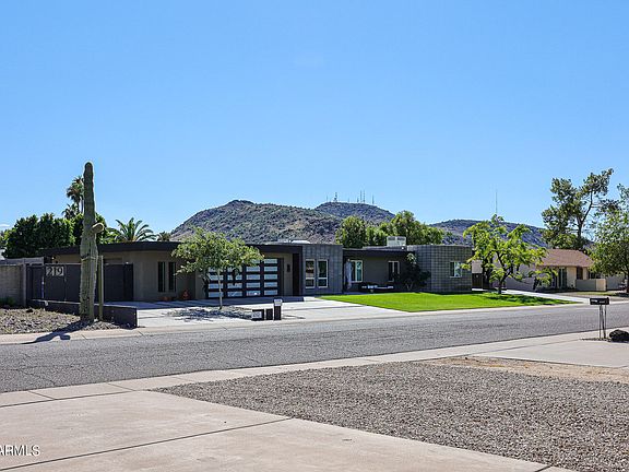 3rd image of 246 E EUGIE Avenue E