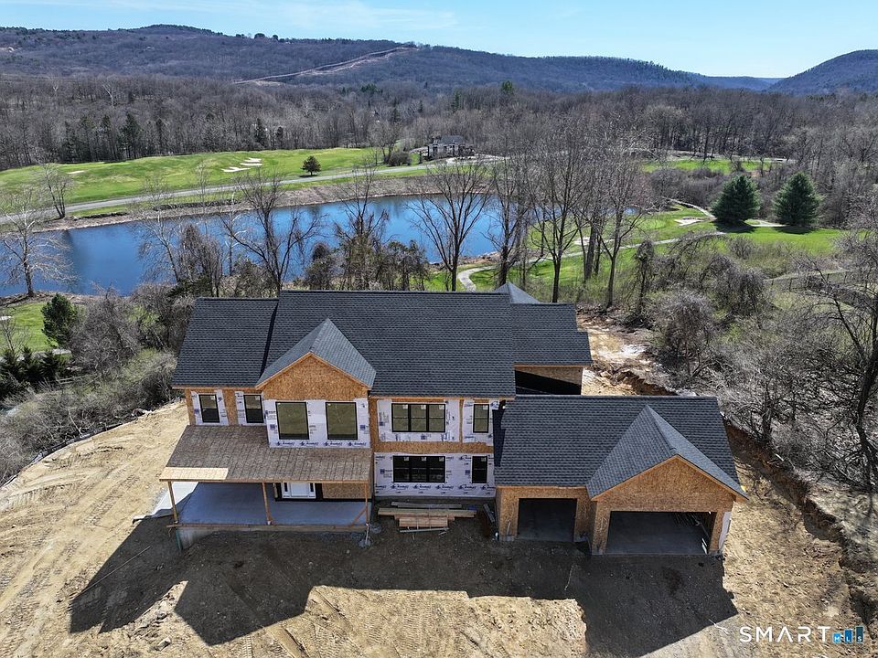 1st image of 4 Pond View Lane