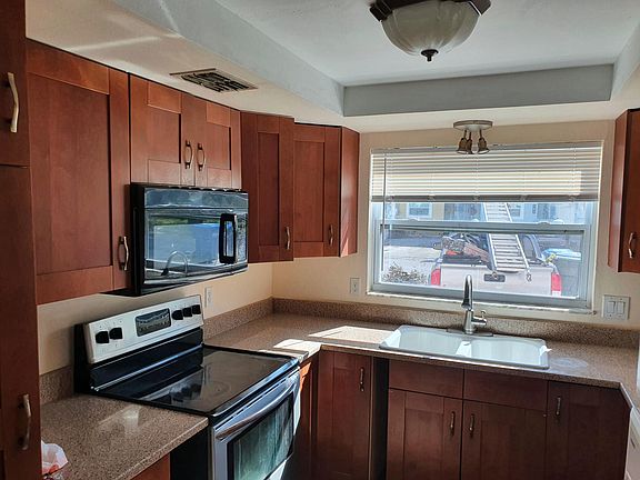 2nd image of 2751 S Pines Dr Unit 4