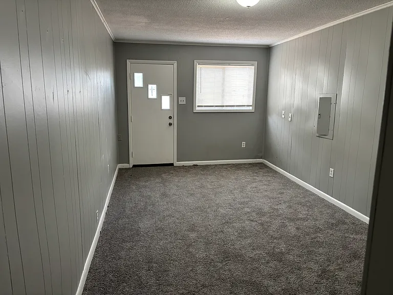 3274 Gaylord Ln — Photo 5