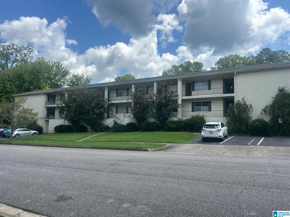 1415 Christine Ave APT 10, Anniston, AL 36207