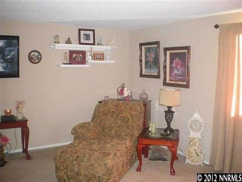 3rd image of 4830 Ponderosa Dr