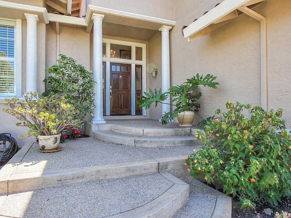 5th image of 5912 Mountain Meadow Ct