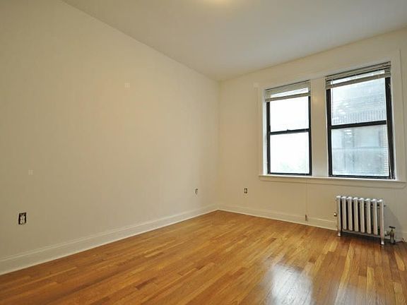 3rd image of 19839 32nd Ave APT C2