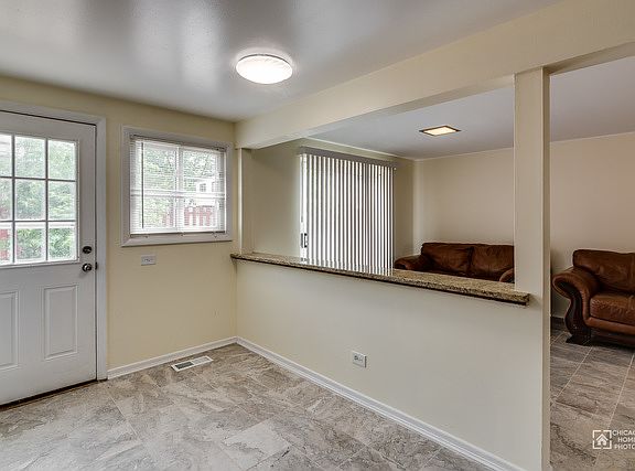5th image of 9231 Fern Ln