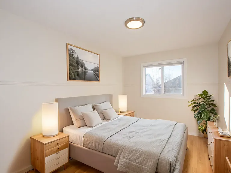 39 Mayfair Dr — Photo 12