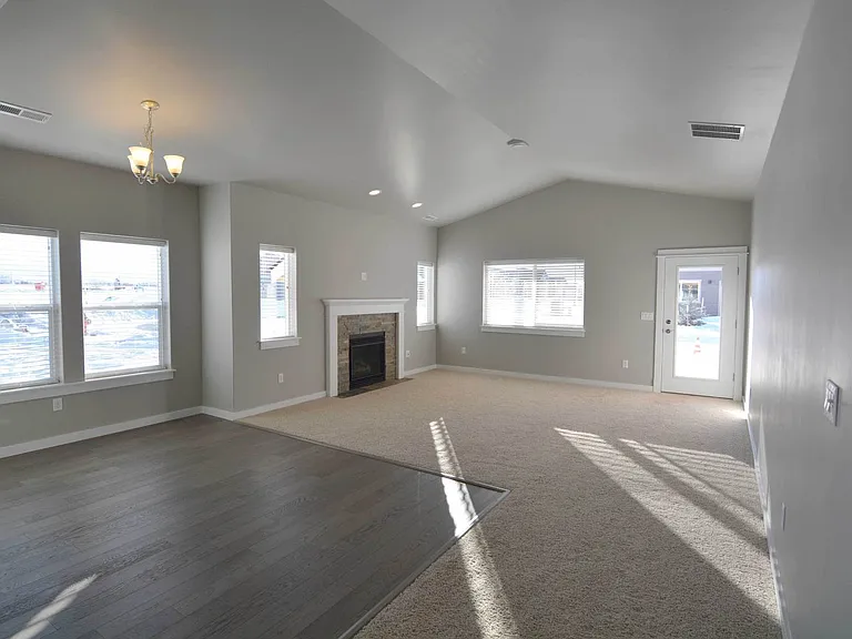 177 Laurel Pkwy — Photo 14