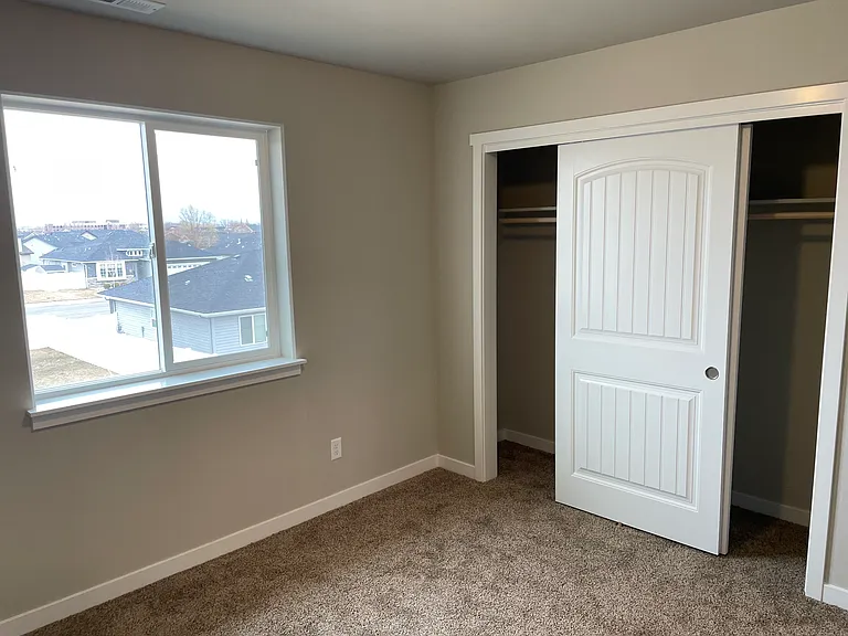 1014 Frank Henry Rd — Photo 10