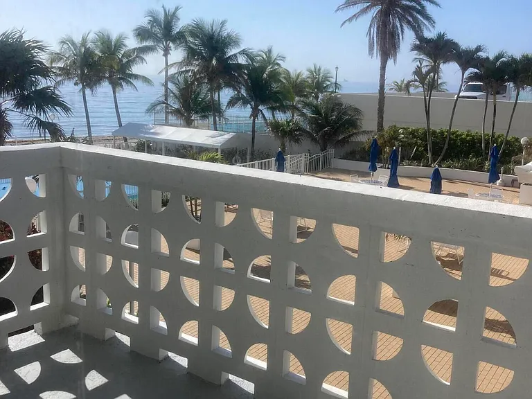 4010 Galt Ocean Dr #206 — Photo 24