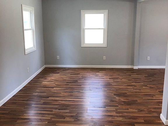 5th image of 183 N Jackson Ave