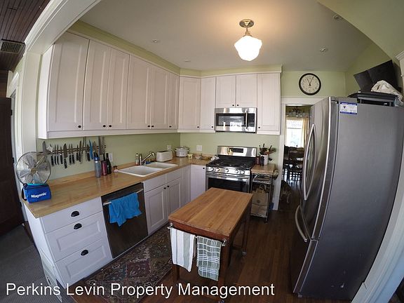 5th image of 2824 Girard Ave S