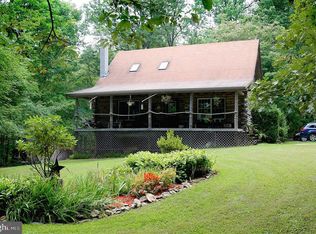 3596 Shady Oak Ln, Glen Rock, PA 17327
