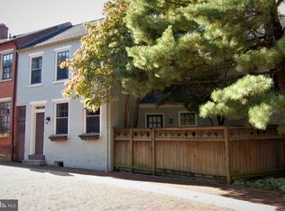 208 Old Trinity Pl, Lancaster, PA 17602