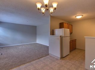 617 N Clayton St, Wichita, KS 67203