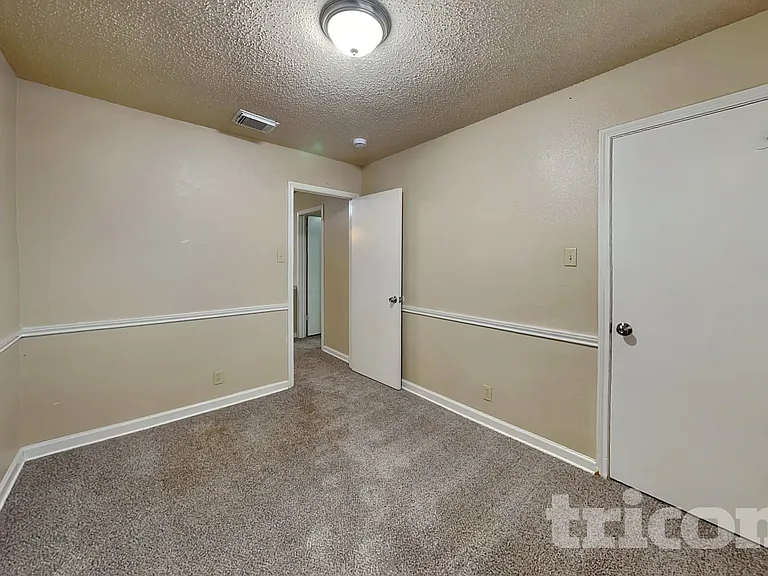 7511 Micron Dr — Photo 14