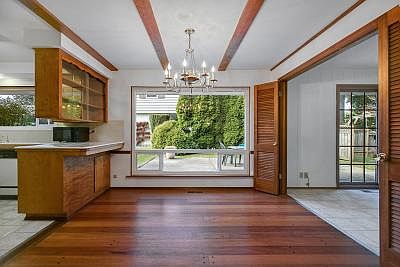 5th image of 20313 5th Ave NW