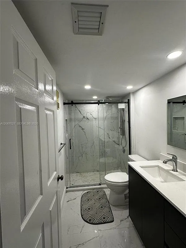 2 bed, 2.0 bath, 1385 sqft, $2,950 — Photo 4
