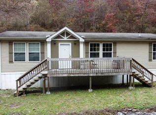 19779 E Big Creek Rd, Canada, KY 41519