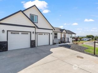 3406 Oster Dr, Yakima, WA 98901