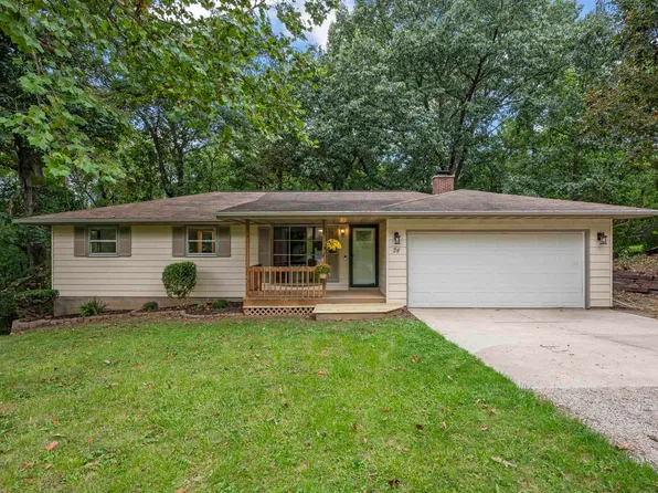 24 Roxbury Rd, Mackinaw, IL 61755