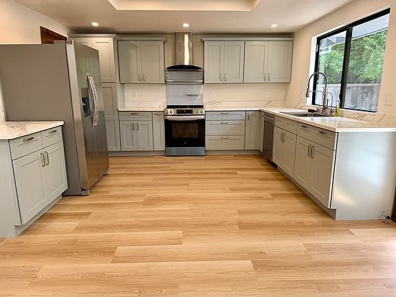 Fully renovated Kitchen