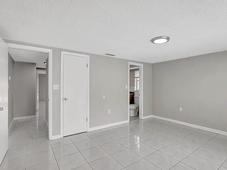 7210 Parrot Dr — Photo 15
