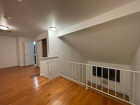 3rd image of 3570 Netherland Ave APT 3B