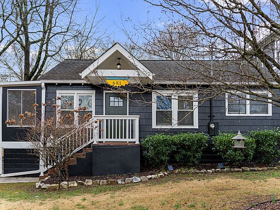 2nd image of 681 Home Ave SE