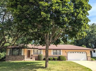 4836 Sycamore St, Greendale, WI 53129