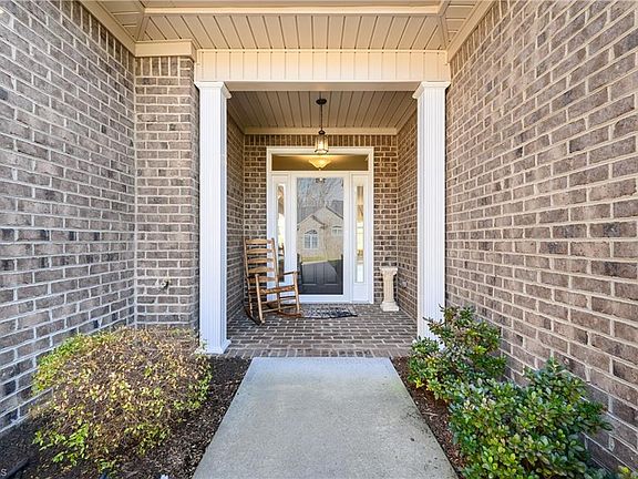 2nd image of 149 Greystone Ln