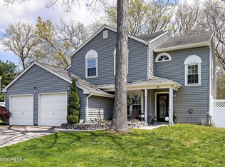 20 Providence Ln, Howell, NJ 07731