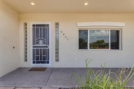 4th image of 6821 E Palm Ln