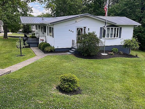 2nd image of 449 Swigart St