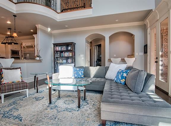 5th image of 6296 Revere Pl