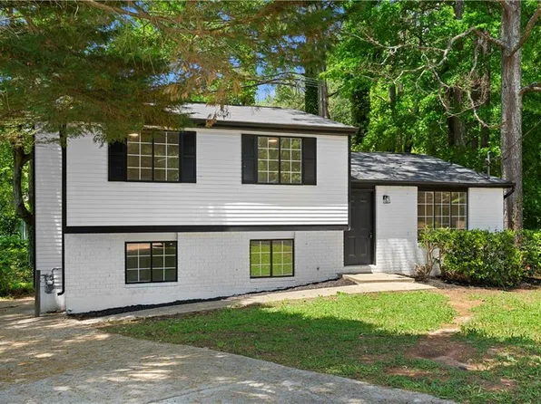 1275 Muirforest Way, Stone Mountain, GA 30088