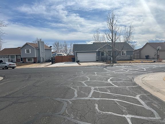 4th image of 9806 Madison St