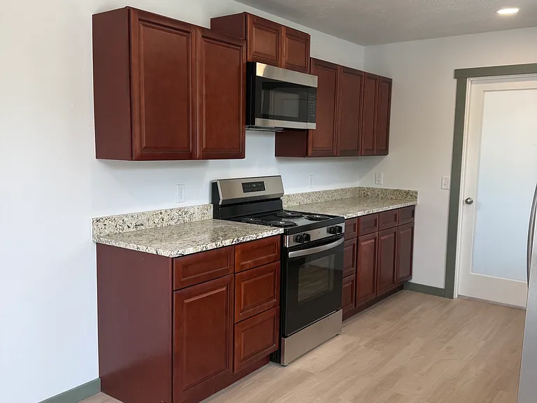 720 Saw Mill Rd #2 — Photo 3