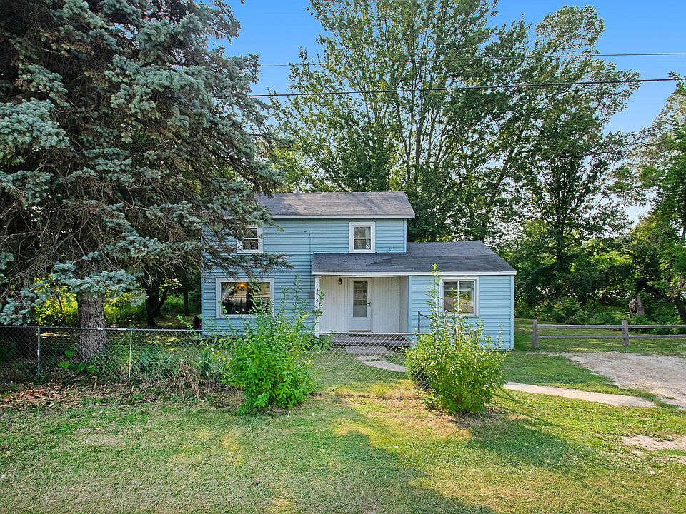 1st image of 13379 Northland Dr NE
