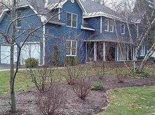 32 Arrowhead Rd, Saratoga Springs, NY 12866