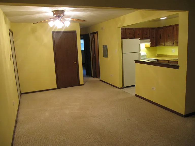 1856 N Goodwin Dr #1B — Photo 9