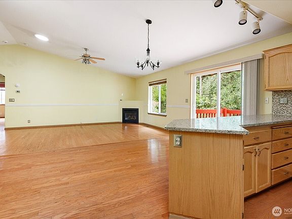 4th image of 2301 SW Rosario Place